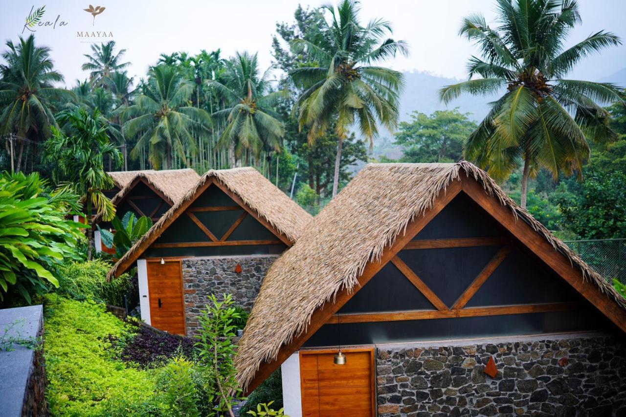 Maayaa Riverside Villa By Kpm Tripenta Attappādi Exterior foto